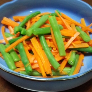 いんげんと人参の鮮やか彩り茹で野菜！